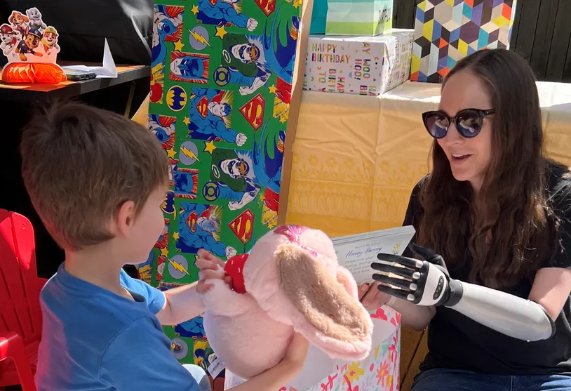 Emily_Miller_Body_Image_FIN_d0082cde9e